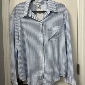 H&M Blue and White Striped Casual Button Down Shirt